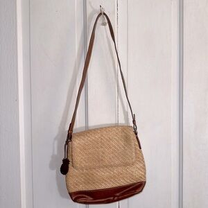 Liz Claiborne Women’s Paper Woven Tropical Shoulder Flap Bag Pineapple Hang Tag